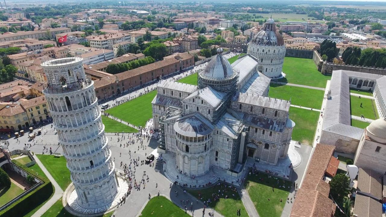 1Km Dalla Torre Appart. Con Balcone E Posto Auto Pisa Kültér fotó
